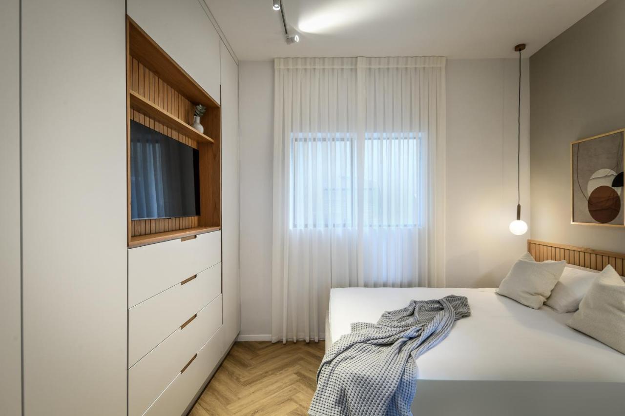 Picturesque 3Br Apt W Panoramic Views In Tel Aviv With Shelter By Sea N' Rent Exterior foto